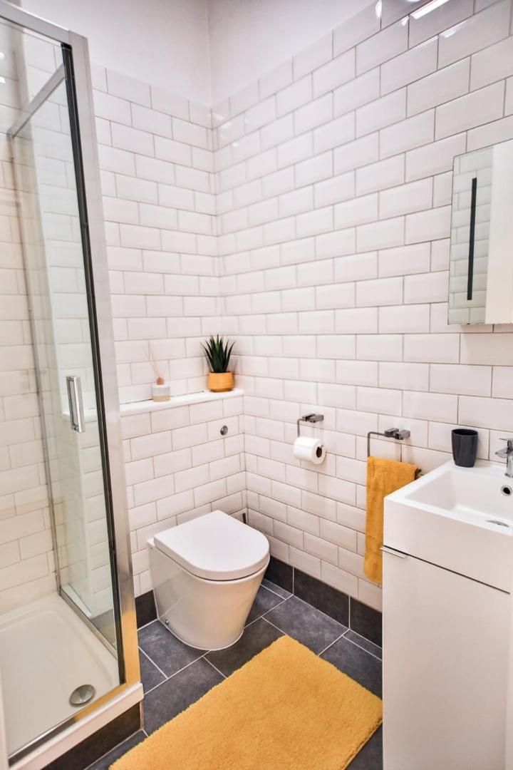 40B Wellington Suites هاستَنغ المظهر الخارجي الصورة